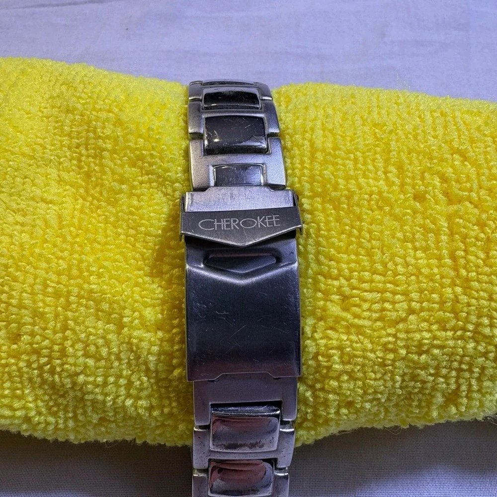 Cherokee‎ Men's Stainless Steel Quartz Watch Red - Untested, Damaged Band